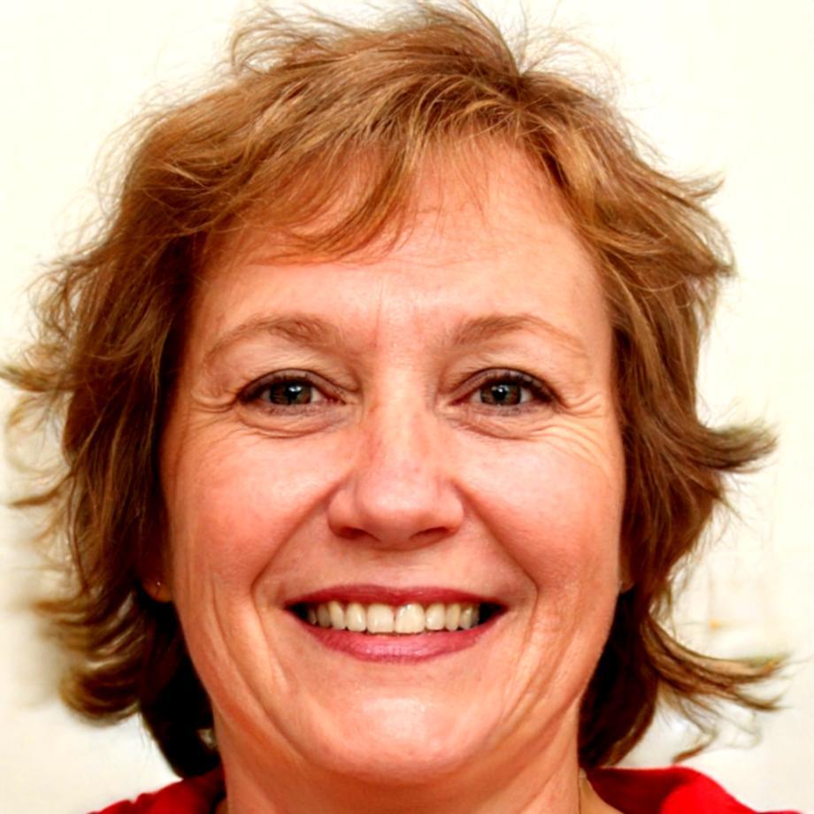 Petra Schmidt, Immobilienexpertin